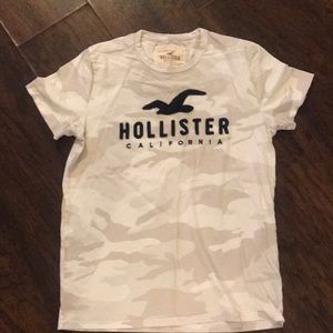 Beige Hollister T Shirt